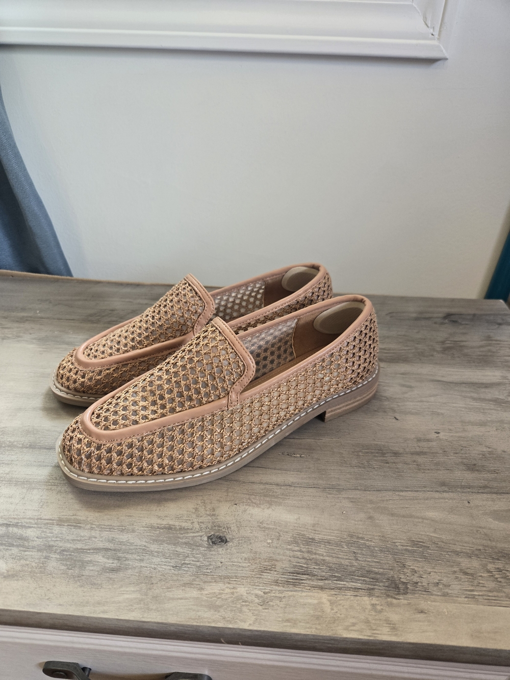 Dolce Vita Womens Woven Slip-On Loafers in Beige